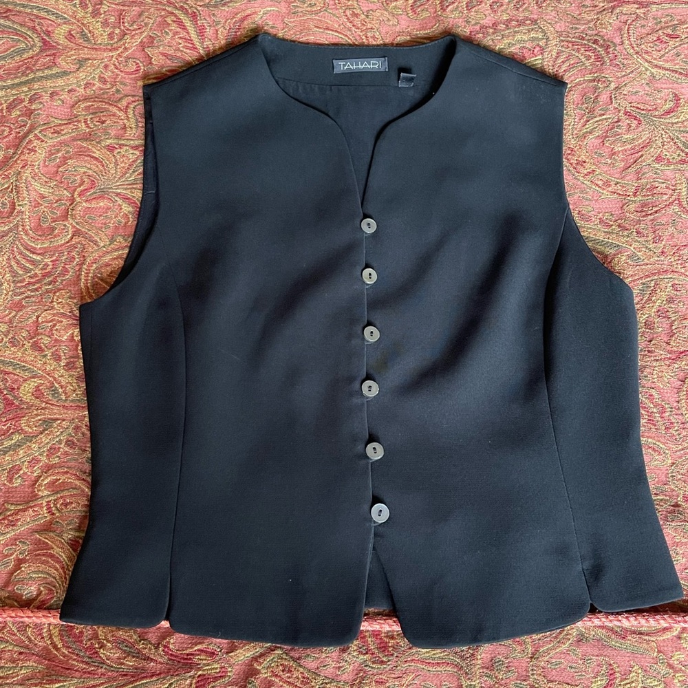 Tahari Black Fitted Button Down Vest